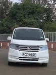 Honda Stepwgn 2013 White - 1