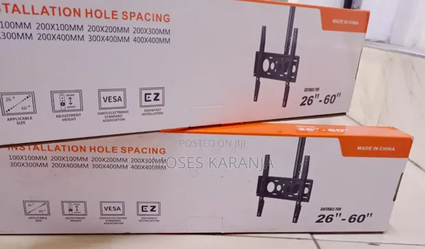 Heavy-Duty TV Ceiling Mount Bracket (26-60 Inch) - 1
