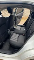 Mazda Demio 2018 Nyeupe - 2