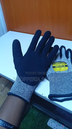 Cut-Resistant Work Gloves