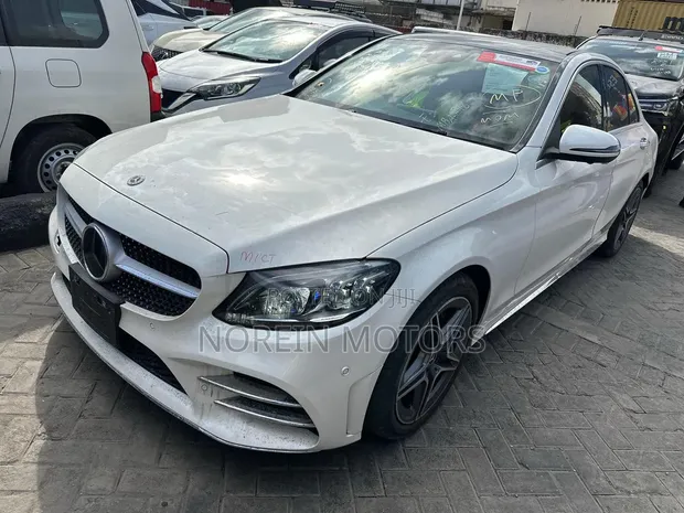Mercedes-Benz C200 2019 Nyeupe - 1