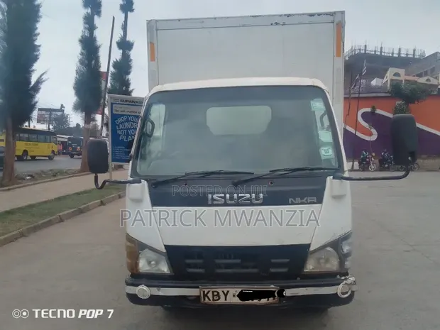 Isuzu NKR Food Truck Imejengwa Kenya - 1