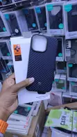Spigen Enzo Aramid MagFit Case Nyeusi iPhone 16 Pro Max - 2