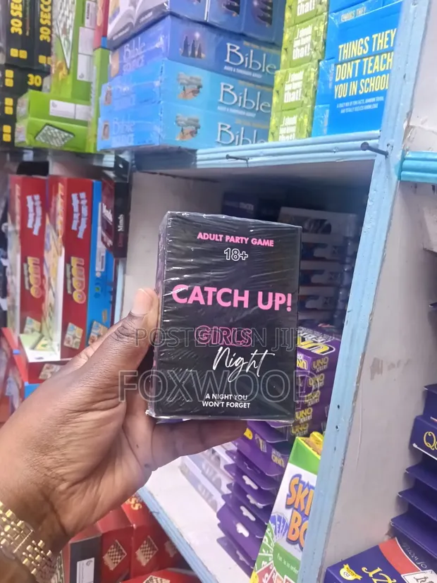 Catch Up: Mchezo wa Bodi wa Usiku wa Wasichana - 1