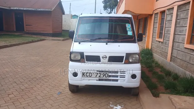 Nissan NV100 Clipper 2013 Nyeupe - 1