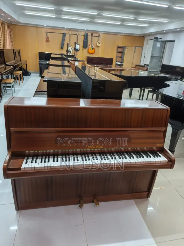 Fuch & Murh Piano ya Studio ya Kusimama - 1