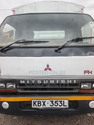 Mitsubishi FH Food Truck