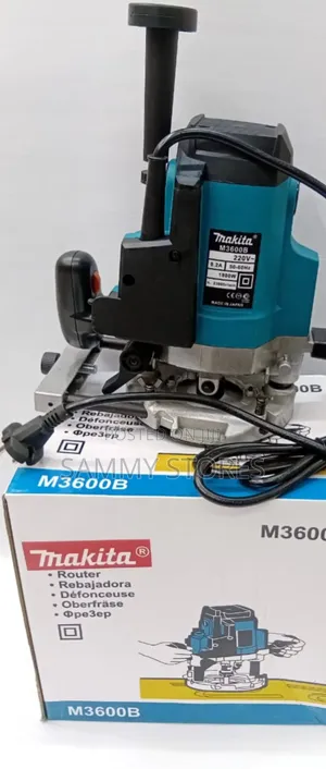 Makita Plunge Router for Cabinet Making, Doors, Furniture