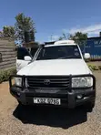 Toyota Land Cruiser HDJ 100 2000 Nyeupe - 3