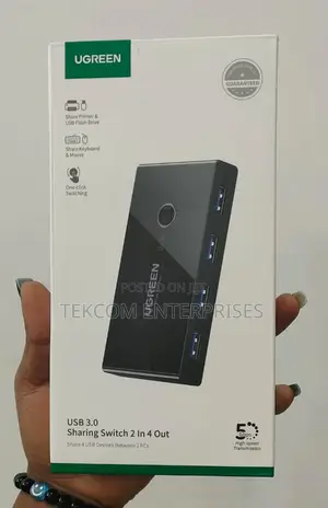 UGREEN 2-in-4-Out USB 3.0 Sharing Switch Box