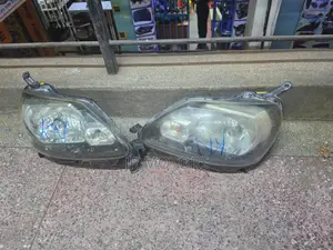 Toyota Porte Xenon Headlights (2012-2018)
