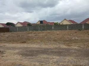 Kamulu Land for Sale - Uncontrolled Development Area