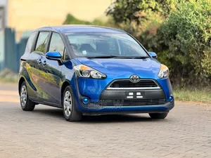 Toyota Sienta 2019 Bluu
