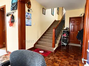Townhouse/Terrace ya Vyumba 4 Loresho Ridge kwa Uuzaji