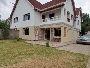 4 Bedroom Villa with SQ in Karen for Rent