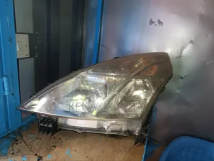 Nissan Teana J32 Headlight Isiyo Xenon