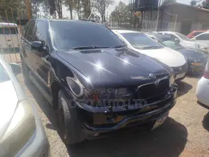 BMW X5 2001 Nyeusi