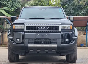Toyota Land Cruiser Prado 2.8 Nyeusi 2024