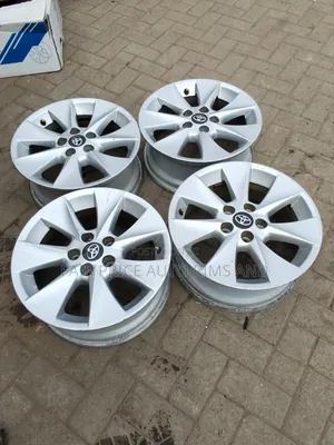 Size 17 Original Sports Rims for Mark X, Vellfire, Harrier, Noah