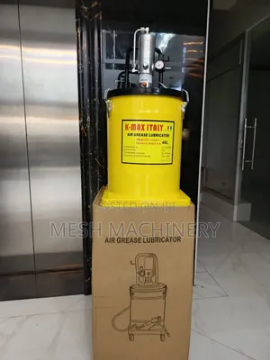 K-Max Italy 40L Air Operated Grease Lubricator