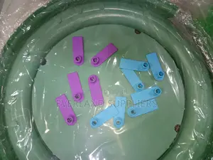 Ear Tag - Rangi Zilizoratibiwa Jumla