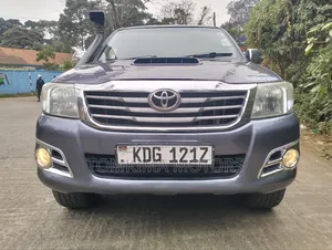Toyota Hilux Double Cab 2014