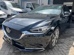 Mazda Atenza 2018 Nyeusi