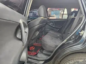 Toyota RAV4 2009 Nyeusi