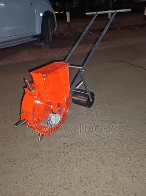 Mwongozo wa Kupanda Mbegu na Mbolea kwa Mikono
