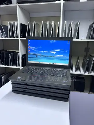 Laptopi ya Lenovo ThinkPad T470p - Intel Core i5, 4GB RAM, 128GB SSD