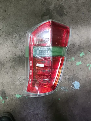 Honda Stepwgn Tail Light (Used)
