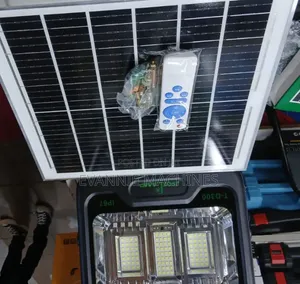 300W Solar LED Floodlight with Remote