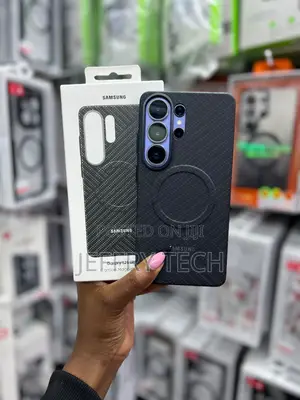 Kifaa cha Samsung Galaxy S26 Ultra Carbon Magnet - Nyeusi