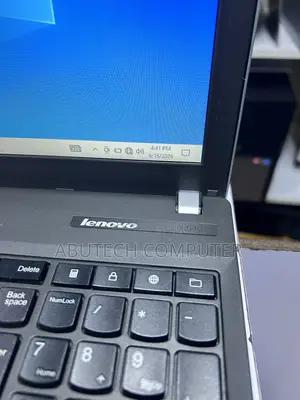 Laptopi ya Lenovo ThinkPad Edge E540