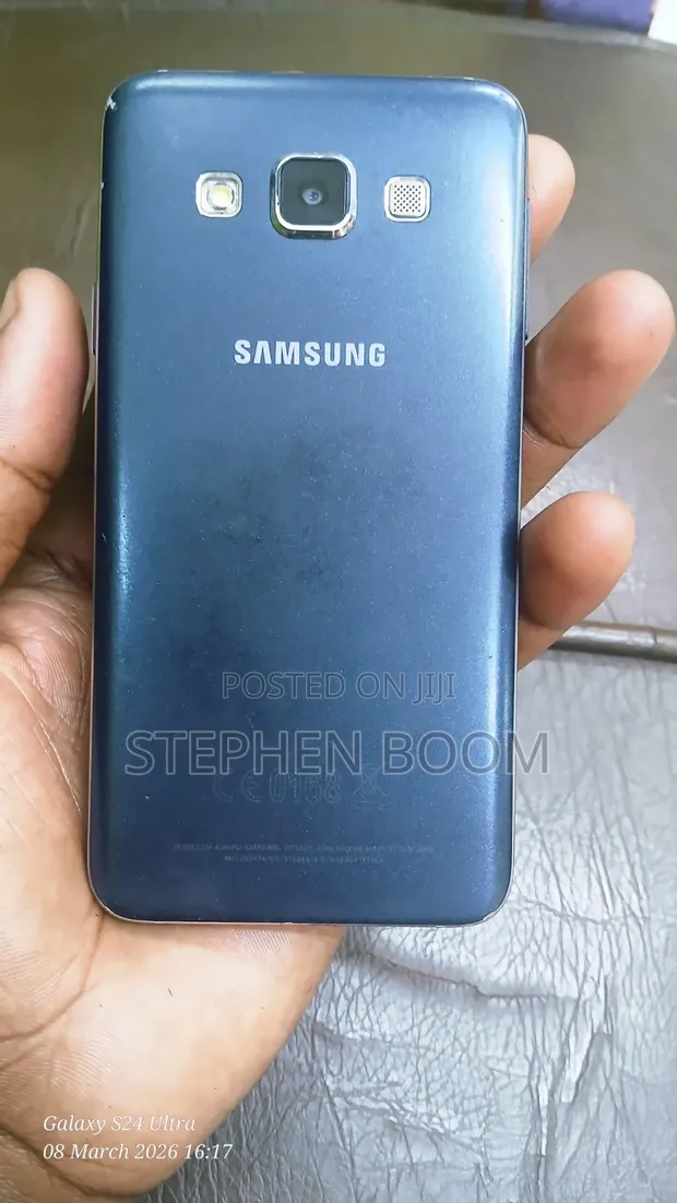 Samsung Galaxy A3 16GB Iliyo Tumika - 1
