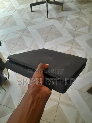 Sony PlayStation 4 Slim 500GB