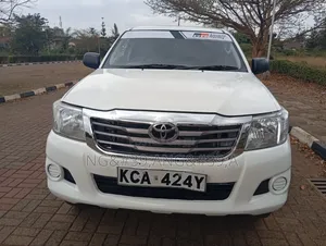 Toyota Hilux Double Cab 2015