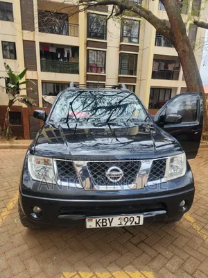 Nissan Navara 2.5 dCi 4x4 Pickup 2007 Black