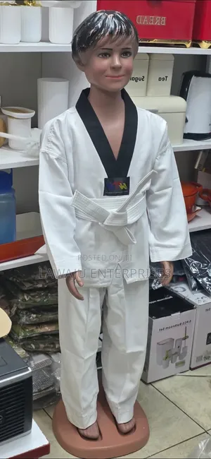 Vazi la Taekwondo la Watoto (Mstari Mwekundu)