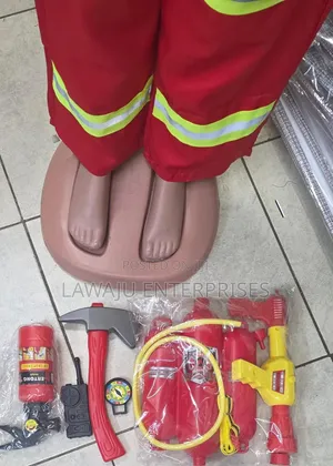 Set ya Vazi la Mzima Moto kwa Watoto