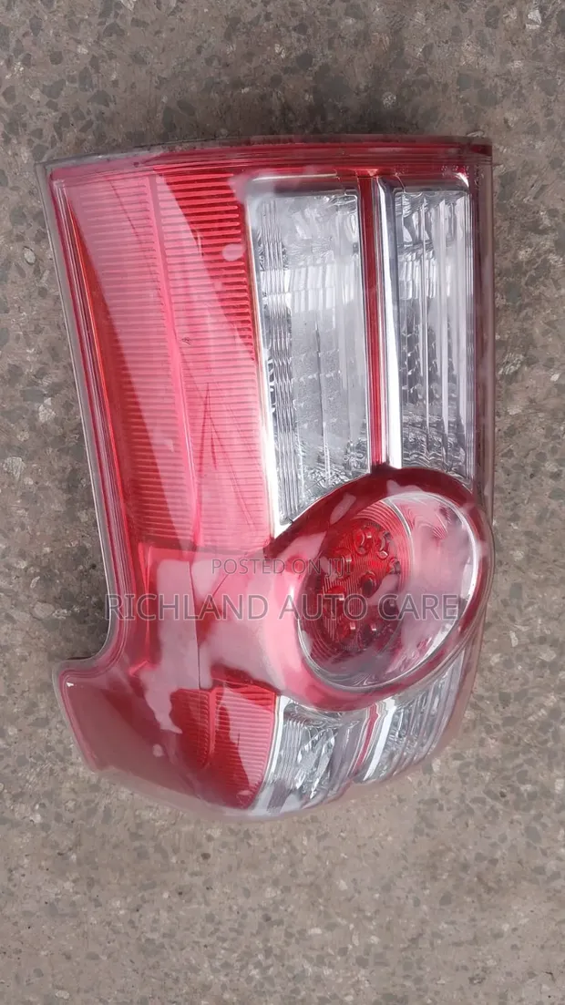 Taillamp Set Toyota Raum NCZ25 2007 (Koito 46-16) - 1