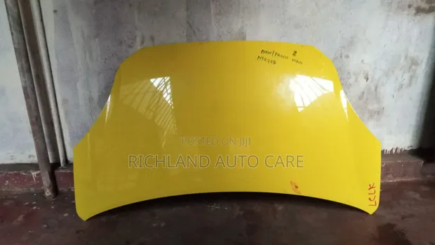Daihatsu Boon M710 Bonnet (2016) - 1
