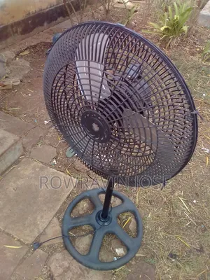 Standing Electric Fan Iliyotumika Miezi 3