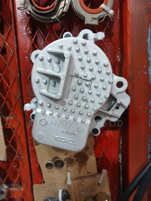 Hybrid Water Pump for Toyota/Nissan Vehicles - 1