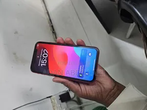 Apple iPhone 11 128GB Red