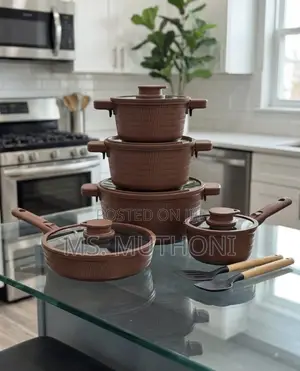 The Hearth Woven 14-Piece Rattan Cookware Set Kahawia