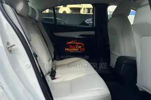 Mazda 3 2021 Nyeupe