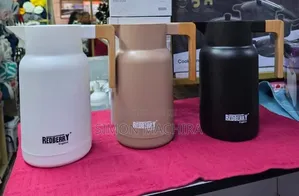 Redberry Flask 1L with Bamboo Handle