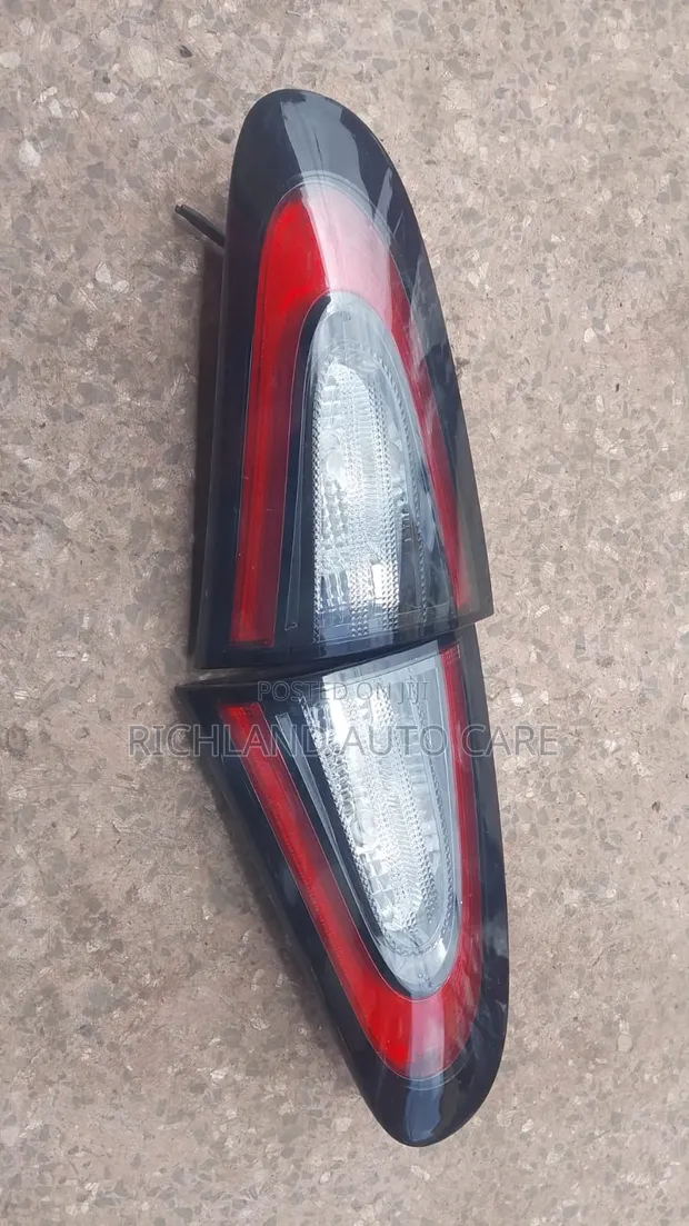 Toyota Sienta New Model Boot Lamp Set (NCP175) - 1