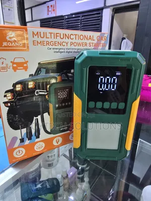 Heavy Duty Car Jump Starter na Mwanga wa LED & Pampu ya Tairi